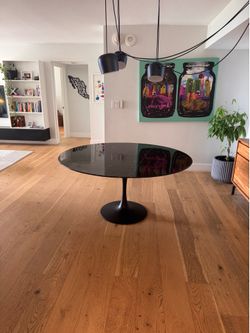 Modern Black Tulip Dining Table