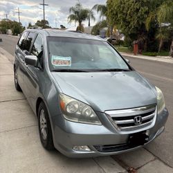 2005 Honda Odyssey Touring 