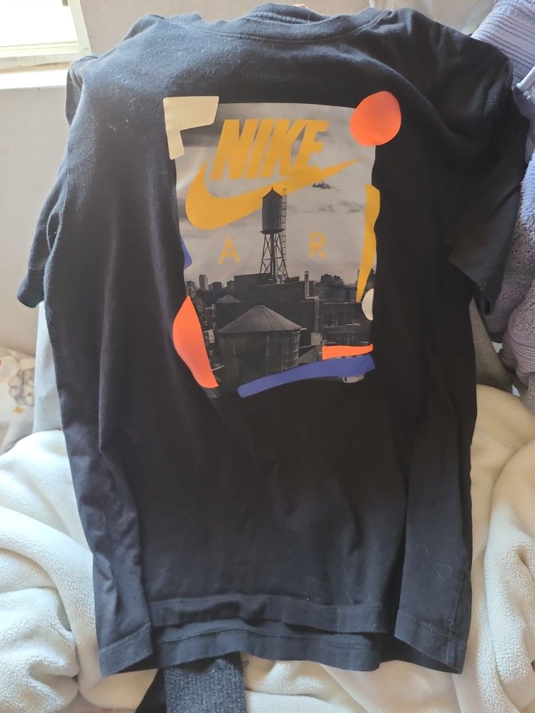 The Nike Tee