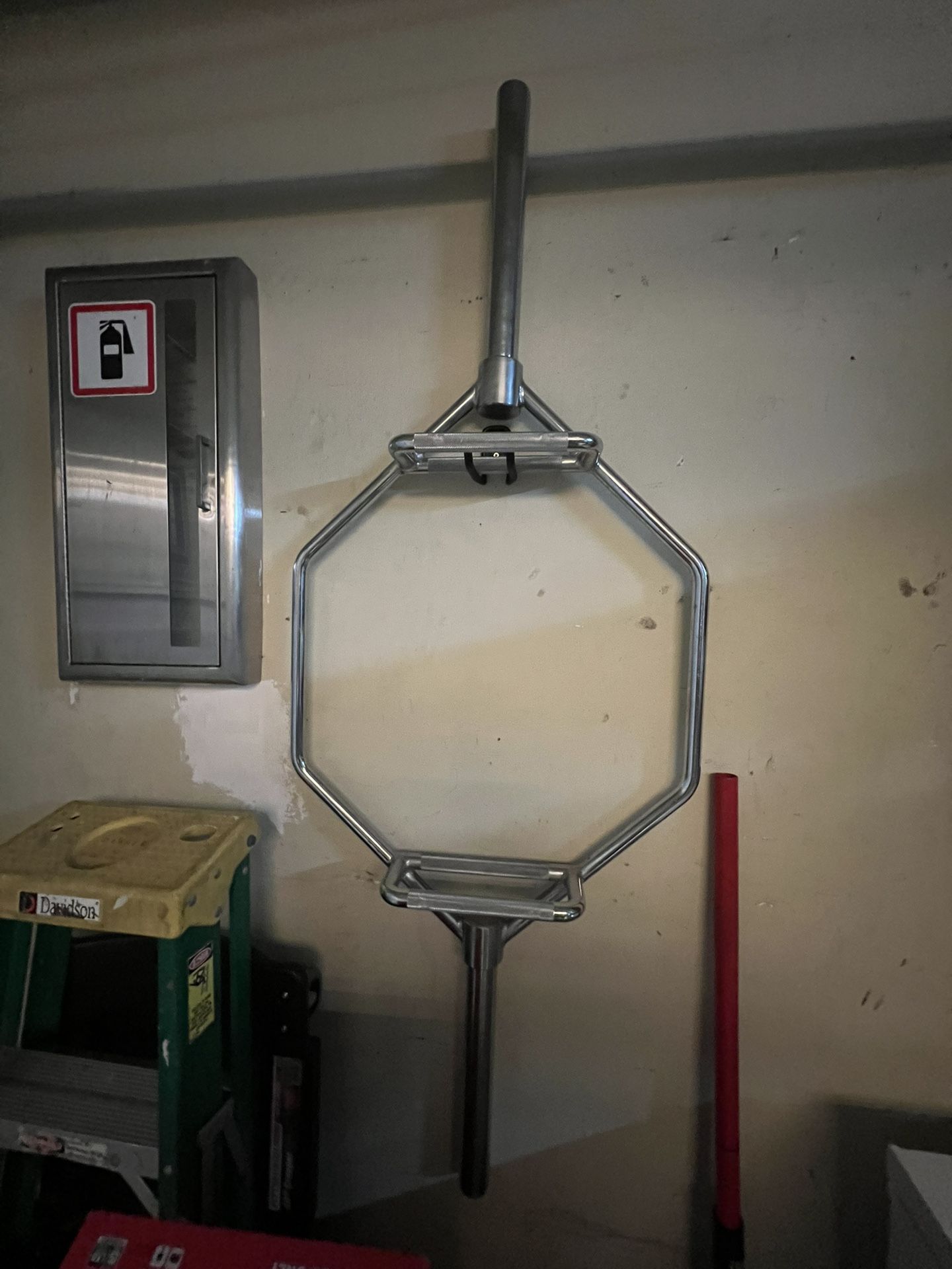 Hex Trap Bar