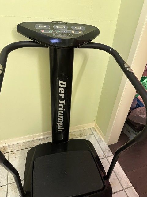Der Triumph Vibration Plate Exercise Machine