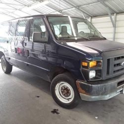 2011 Ford E350 