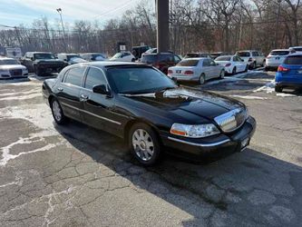 2004 Lincoln Town Car