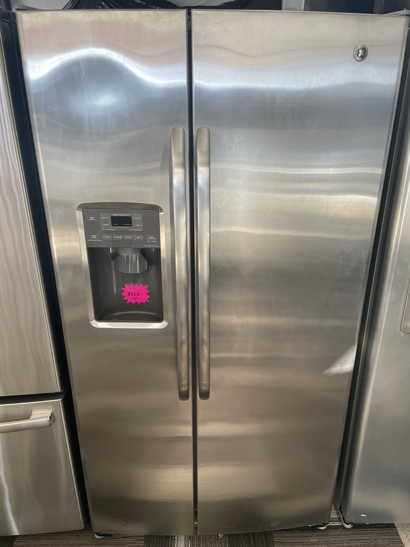 Ge Stainless Steel Side-By-Side Refrigeratorš.