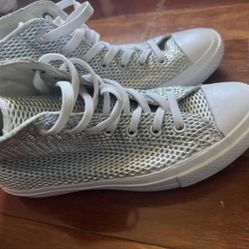 Converse Chuck Taylor 2 Silver Breathable Need Gone ASAP Moving!! 
