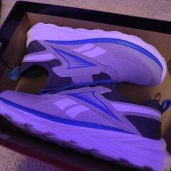 Reebok Shoes Size 6M Brand New 