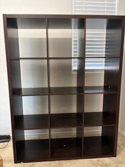 Shelf cube