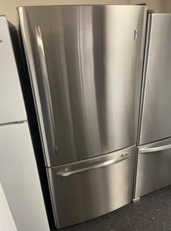Energy Star Bottom Freezer Fridge in Stainless Steel
