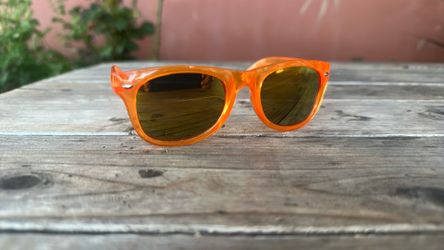 Selling kids glasses