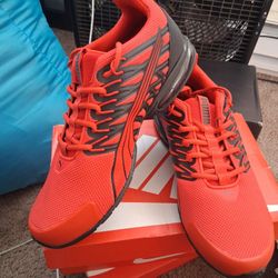 *NEW* Size 12 men's Voltaic Evo PUMA shoes 