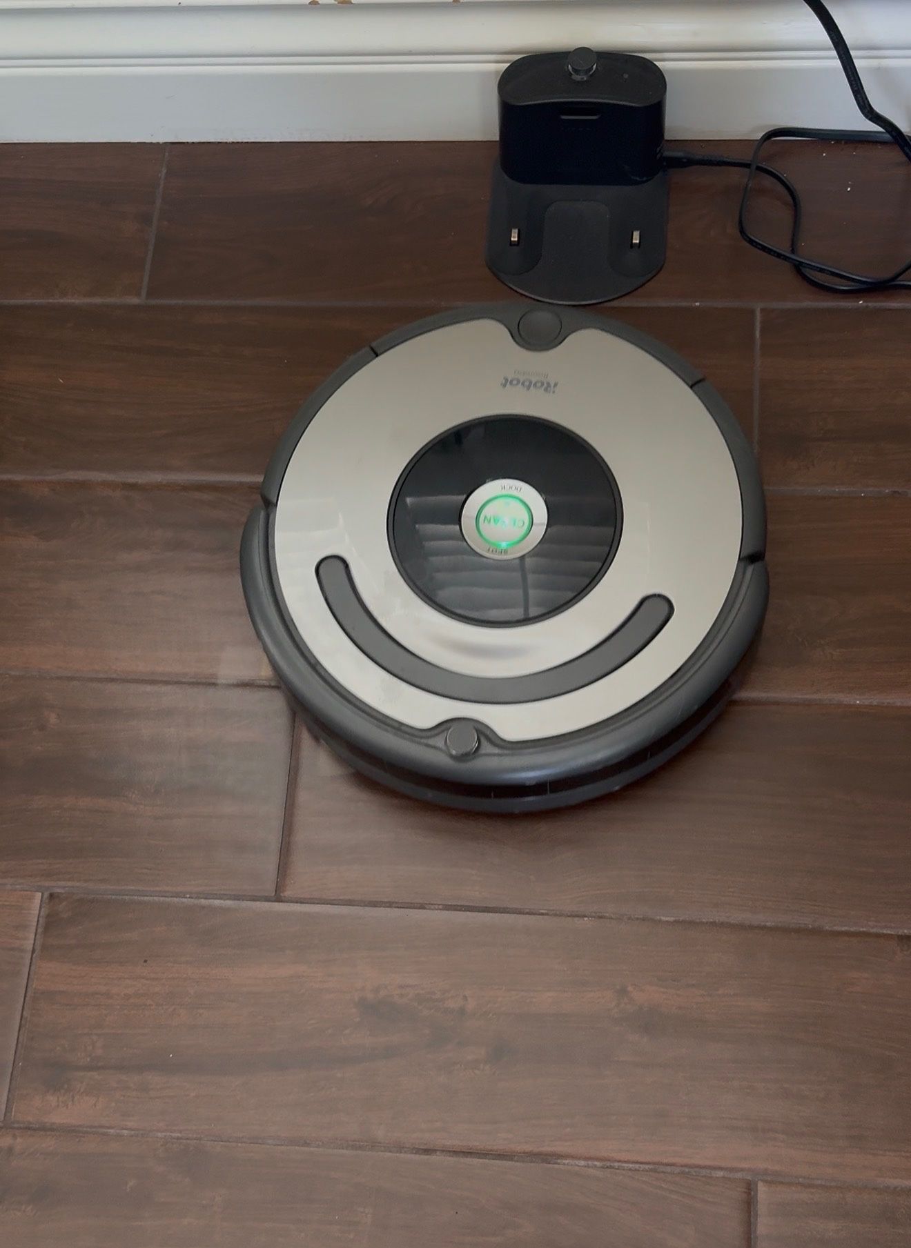Roomba 677 iRobot
