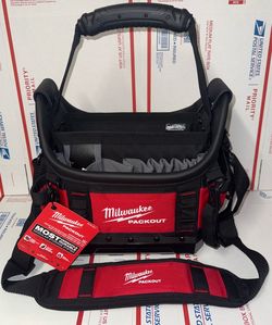 Milwaukee Packout 10in Structured Tote! Model #48-22-8311. NOT NEGOTIABLE