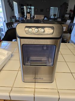 Aeitto Ice Maker