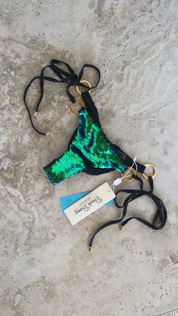BEACH BUNNY SWIMWEAR (SOLD OUT) 