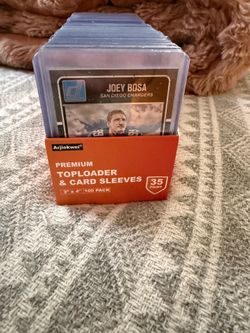 100+ Sports Cards (Mainly Football)