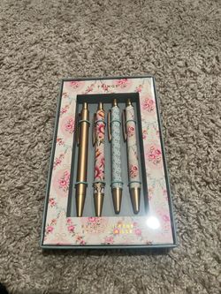 Brand new fringe ball point pens