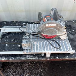 RIDGID 7” Wet Tile Saw with Sliding Table – Professional Tile Cutter