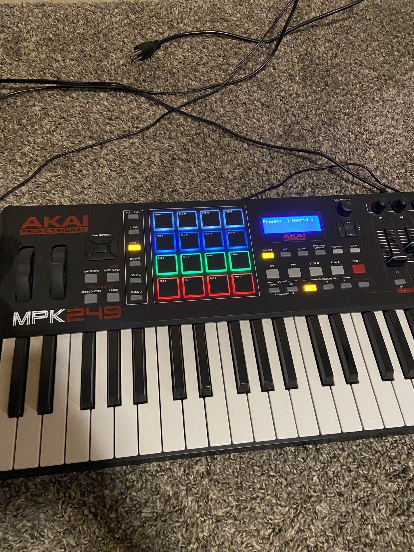 AKAI Professional MPK249