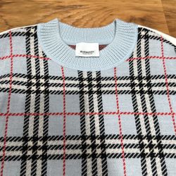 Burberry Boys Sweater Size 4