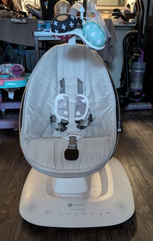 4 moms mamaRoo® Bluetooth