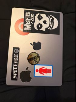 Mac book pro 14 “ m3 8gb