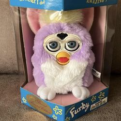 1998 Furby 70-884 Purple Special Limited Edition New & Sealed Tiger Electronics