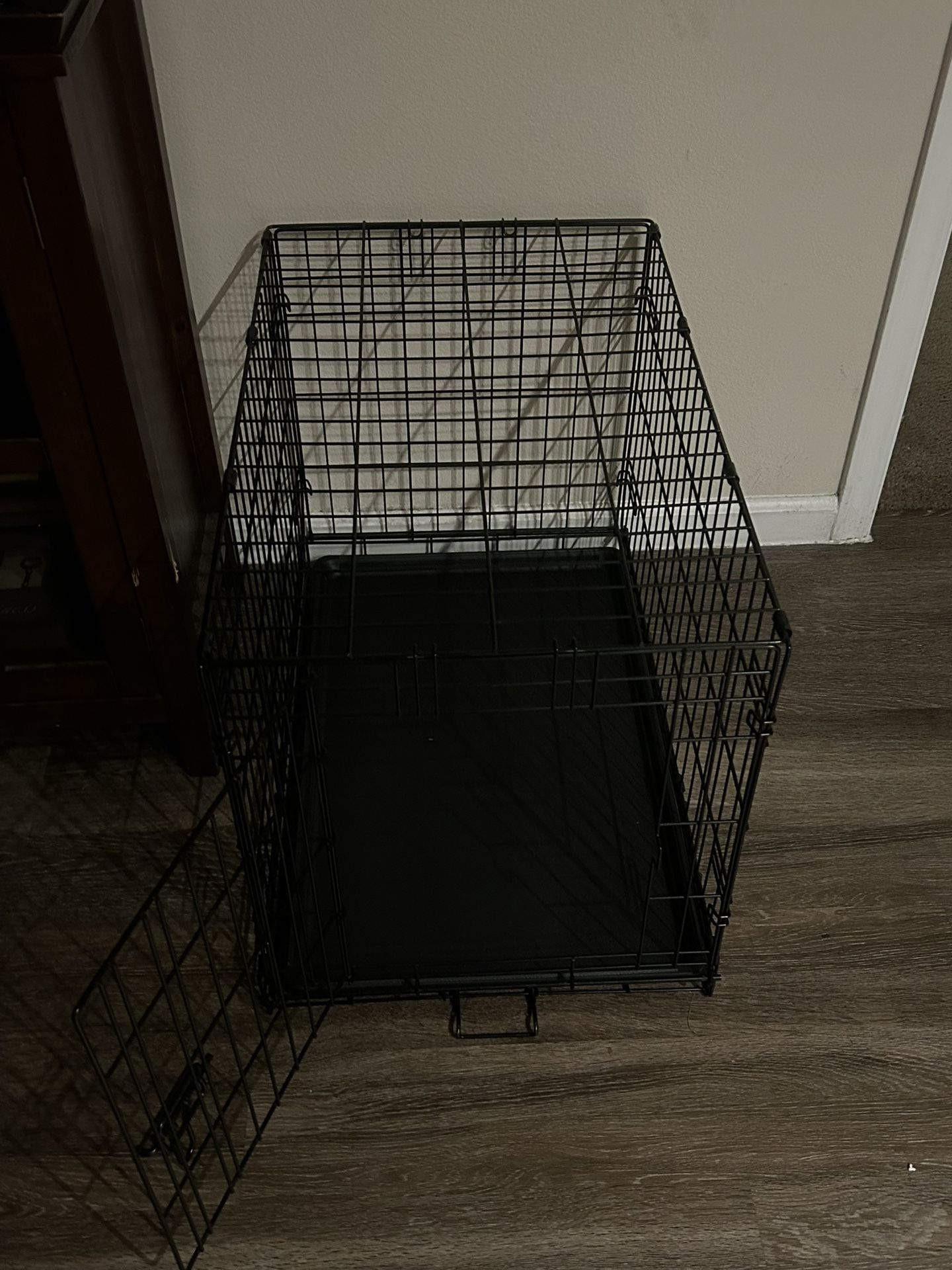 Dog Crate/kennel Medium 