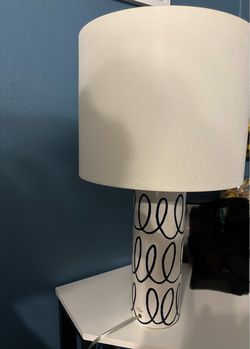 Kate Spade New York Charlotte Street Table Lamp - Blue & White