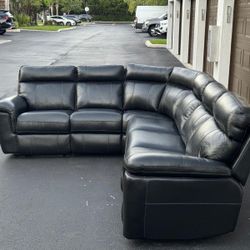 Sectional Couch/Sofa - Manual Recliner - Leather - Black - Delivery Available 🚛