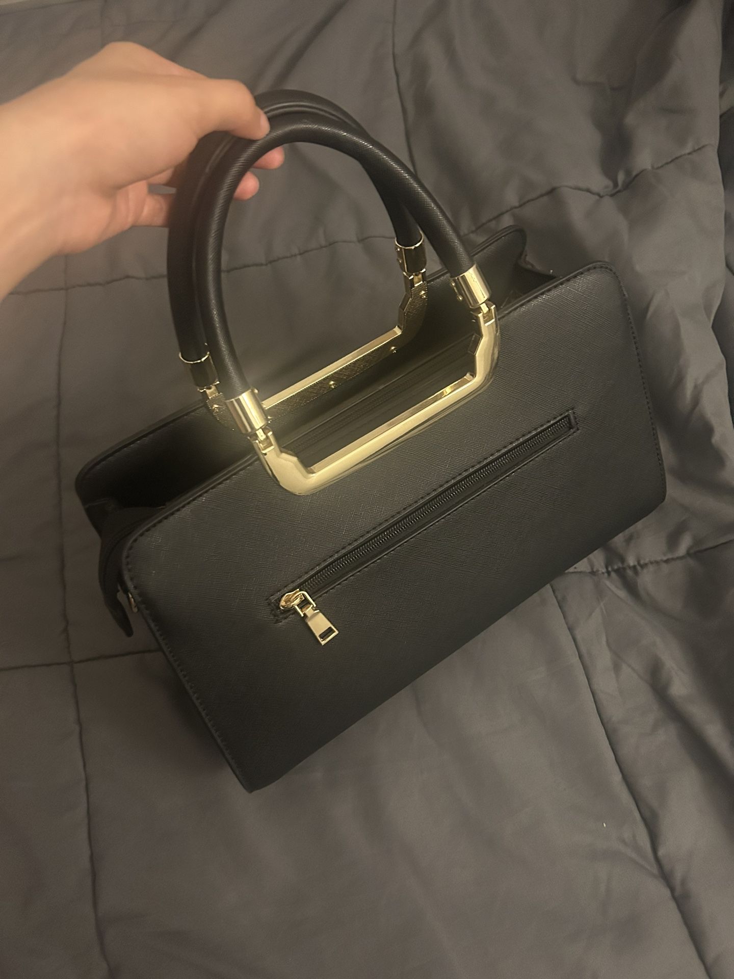 Non branded handbag - Black