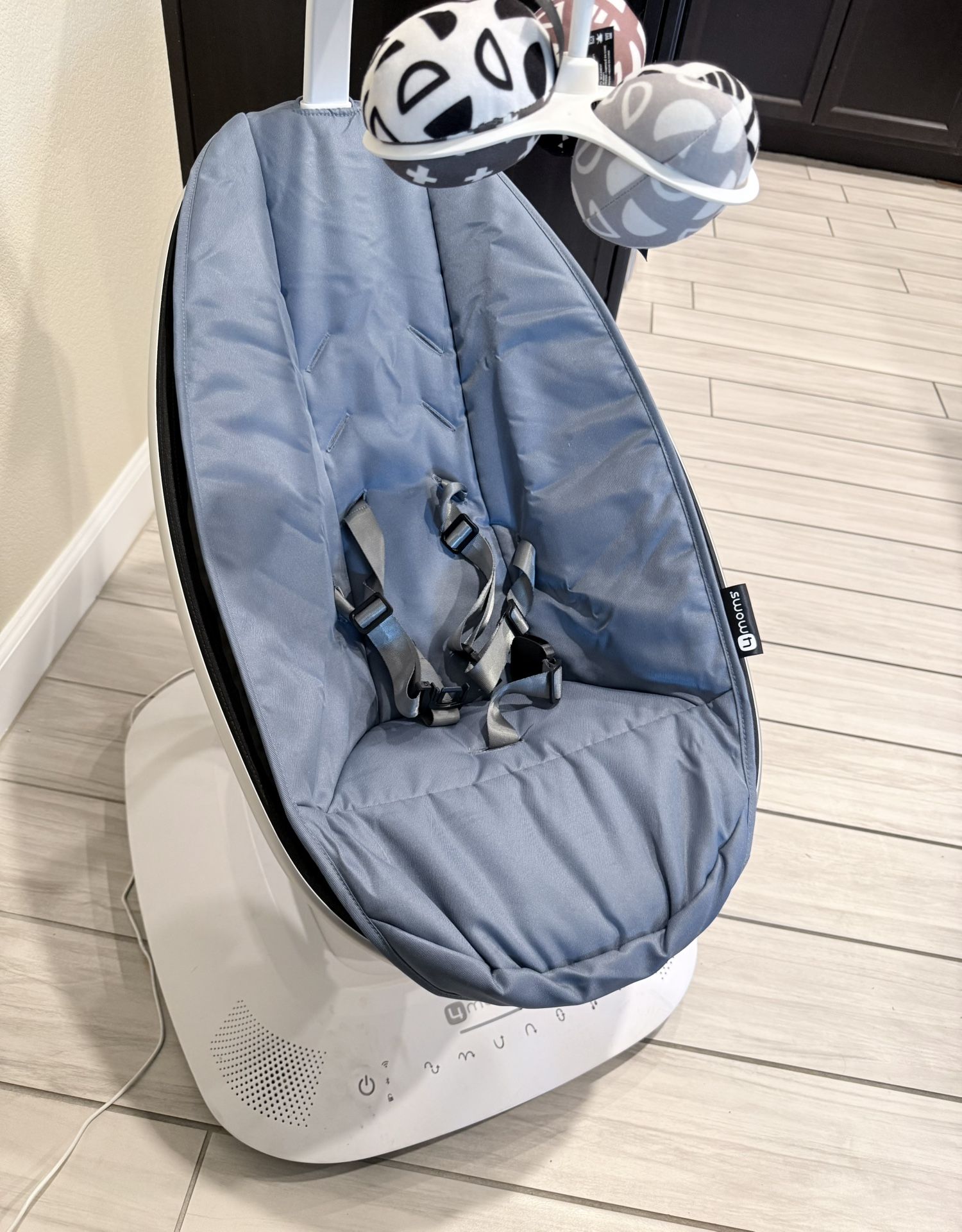 4Moms MamaRoo Baby Swing