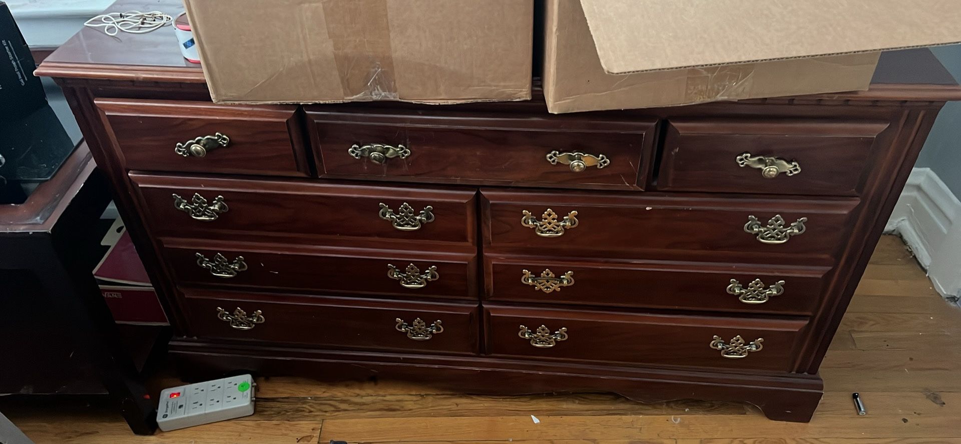 2 DRESSERS, VANITY WITH MIRROR