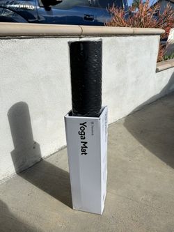 NEW therabody yoga mat