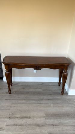 Wood Console/Hallway Table