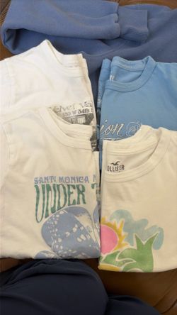 Hollister bundle $15 size S & XS