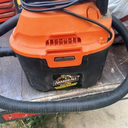 Mini Shop Vac Car Detailer 