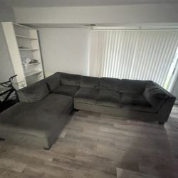‼️L Shape Sectional Sofa Like New ‼️