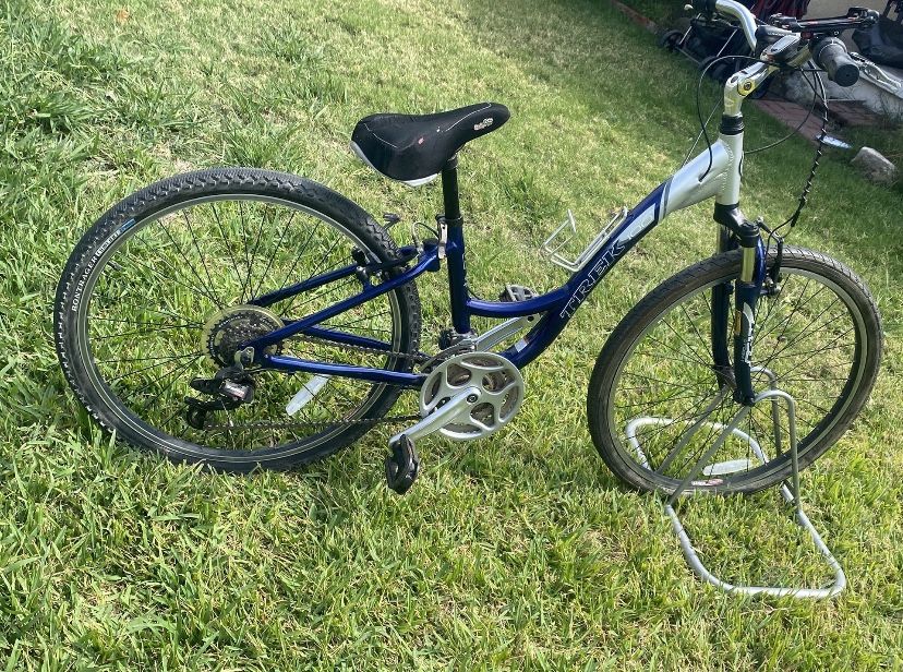 Trek 100