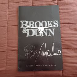 1997 Brooks And Dunn Autographed Asphalt Cowboys  Limited Tour  Book 