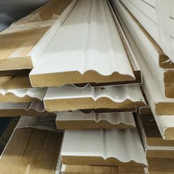 MDF Baseboard Primed/ Molduras 5 $0.93