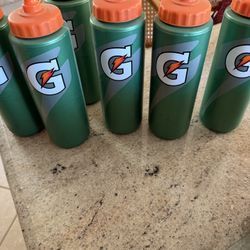 Gatoraid Water Sports Squirt Bottles