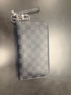 Louis Vuitton Damier Graphite Zip Wallet Clutch