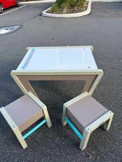 Little tikes 2 in 1 art table
