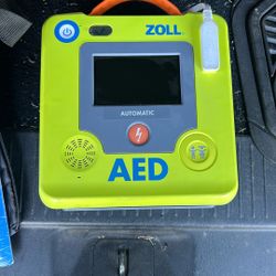 Zoll AED PLUS