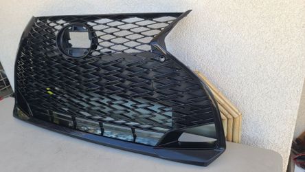 2021 - 2023 LEXUS IS F SPORT PACKAGE  IS300 IS350  GRILLE GRILL GENUINE USED OEM.  XX4