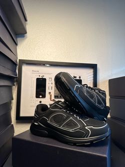 Dior b30 black