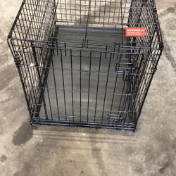 23x25x36 2 Doors Almost new dog cage