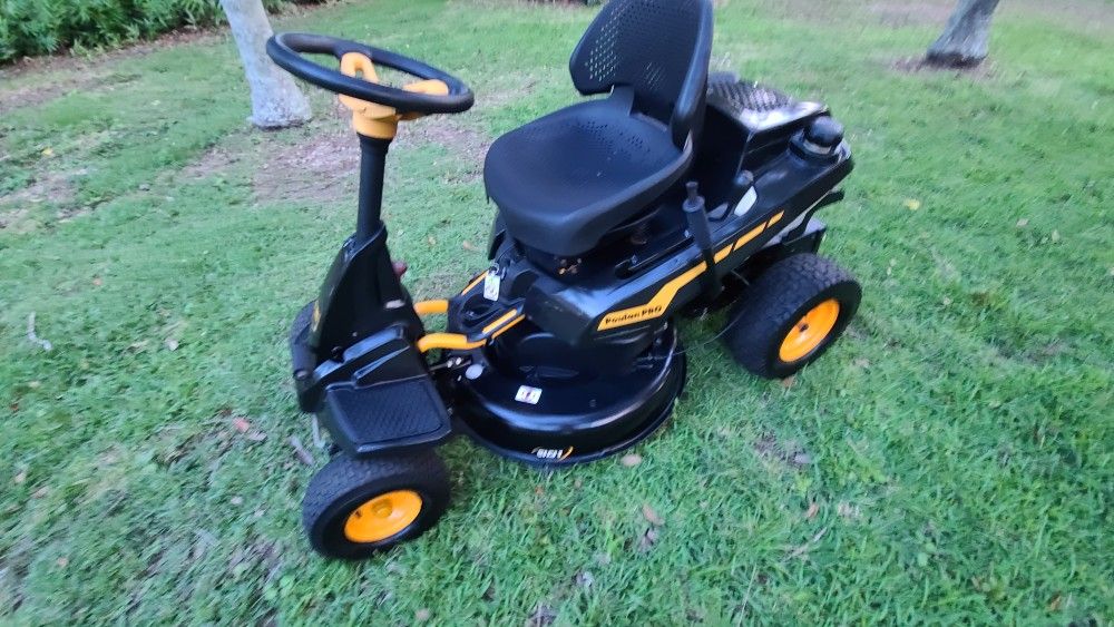 Poulan Pro Pb301 Rear Engine Riding Lawnmower, Delivery Availabke for