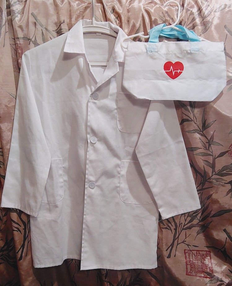 White Lab Coat (XL/10-12)