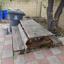Free wooden bench table